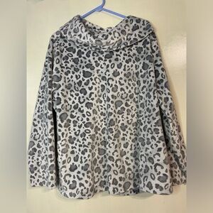 Emily daniels leopard print cowl neck sweater size 2X soft velvety cozy